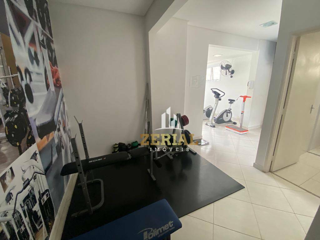 Apartamento para alugar com 2 quartos, 67m² - Foto 13