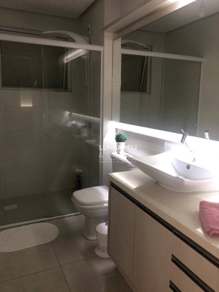 Apartamento à venda com 2 quartos, 78m² - Foto 18