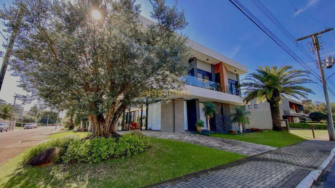 Casa de Condomínio à venda com 7 quartos, 570m² - Foto 30