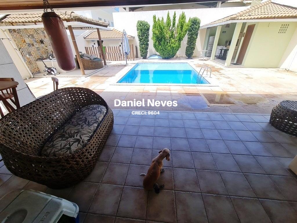 Casa de Condomínio à venda com 4 quartos, 173m² - Foto 4