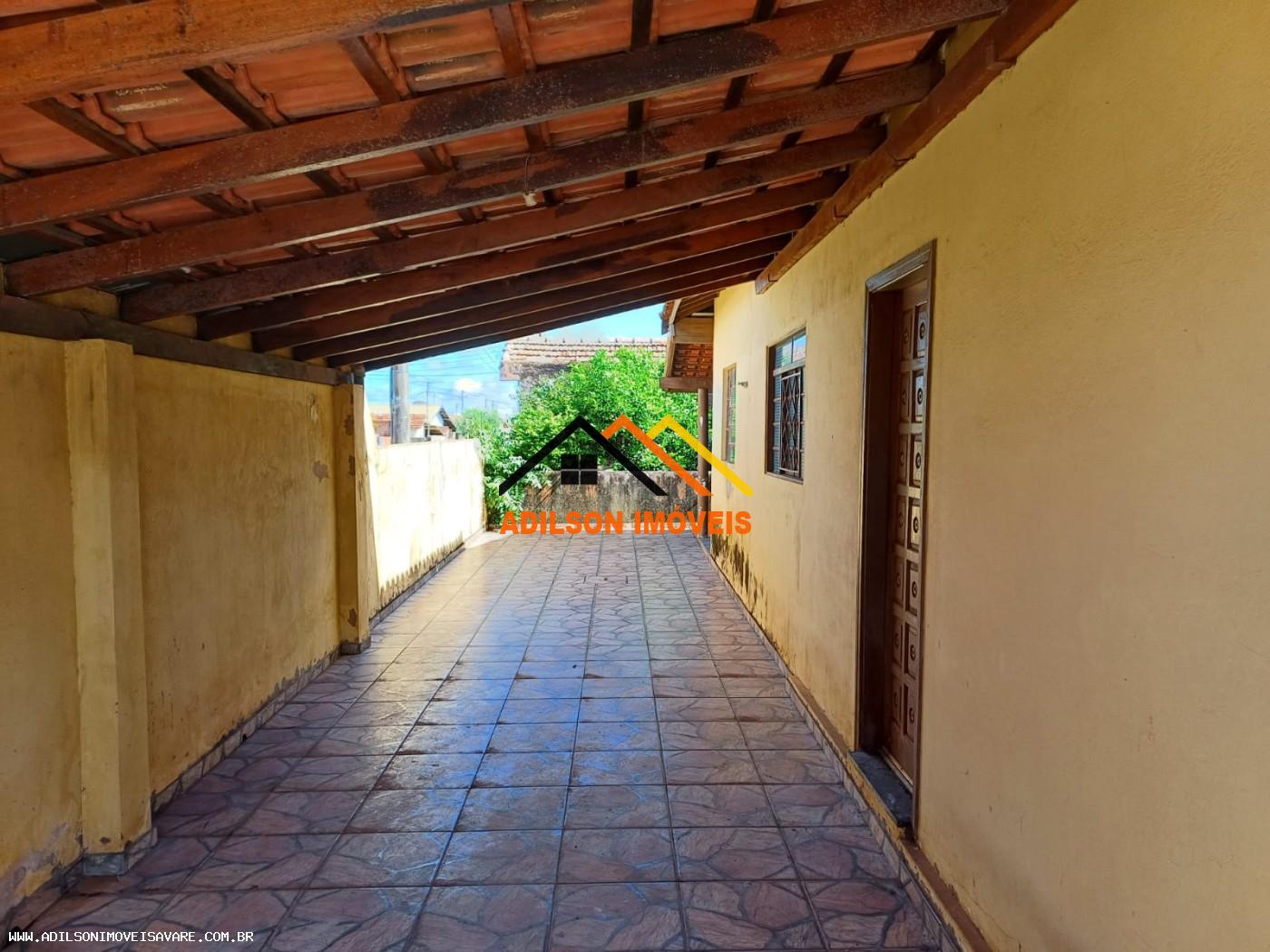 Casa à venda com 3 quartos, 72m² - Foto 4