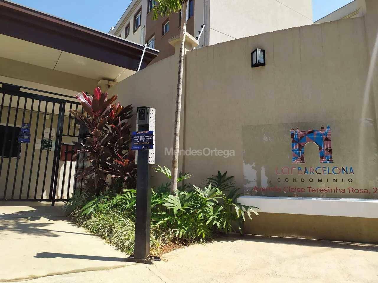 Apartamento à venda com 2 quartos, 47m² - Foto 1