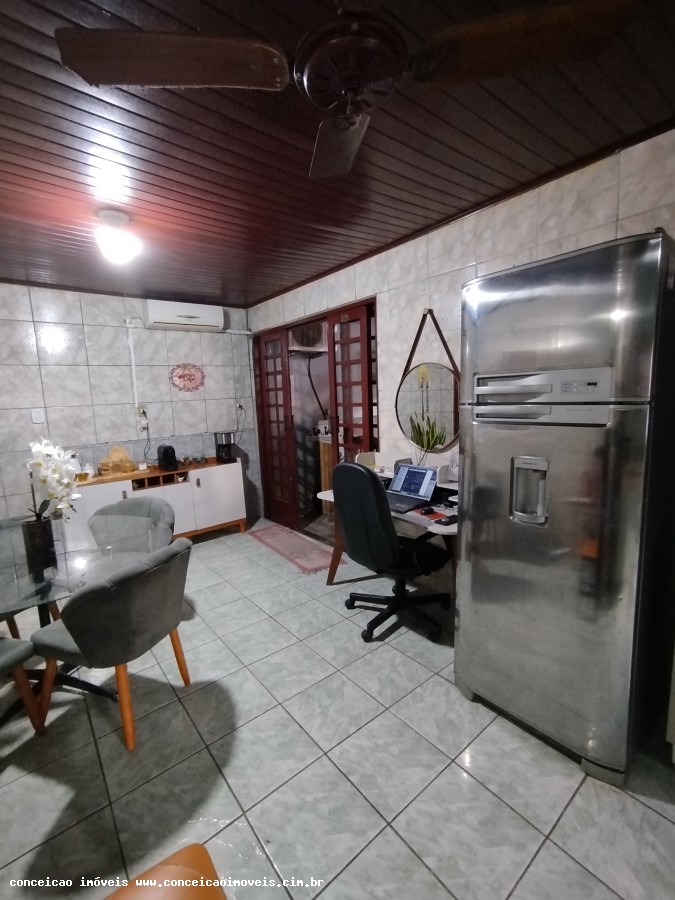 Casa à venda com 3 quartos, 77m² - Foto 18