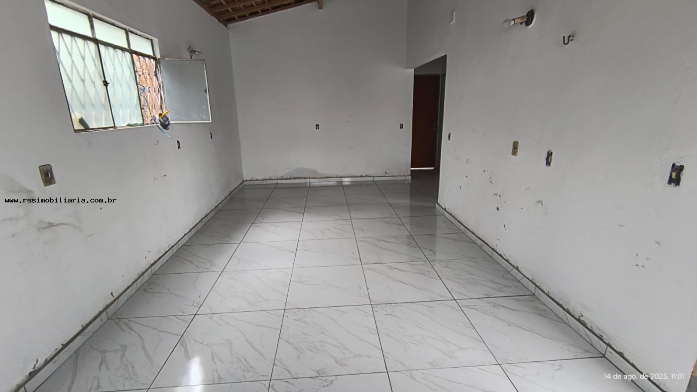 Casa para alugar com 2 quartos, 200m² - Foto 6