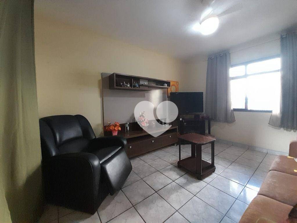 Casa à venda com 1 quarto, 75m² - Foto 1