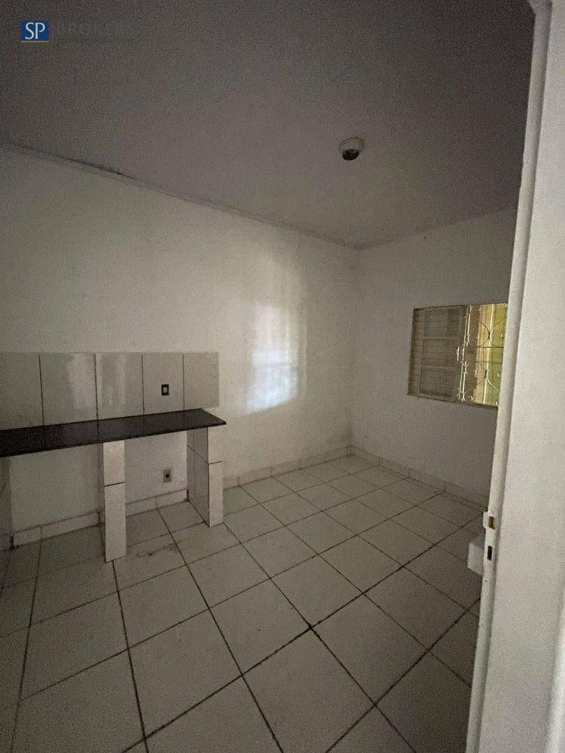 Casa à venda com 3 quartos, 155m² - Foto 14