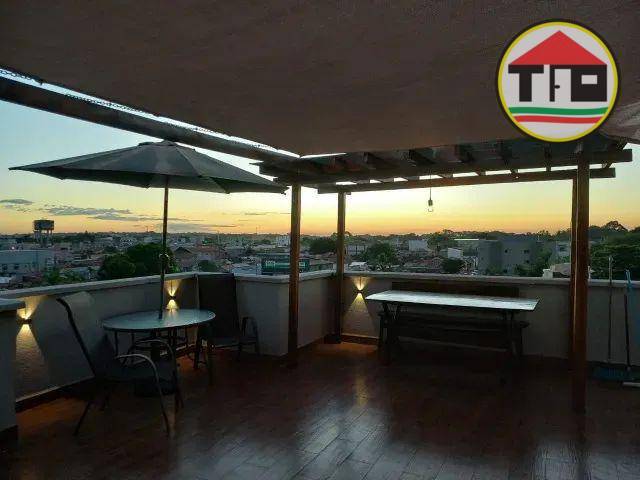 Apartamento à venda com 2 quartos, 100m² - Foto 3