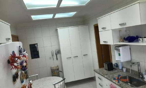 Apartamento à venda com 4 quartos, 143m² - Foto 3