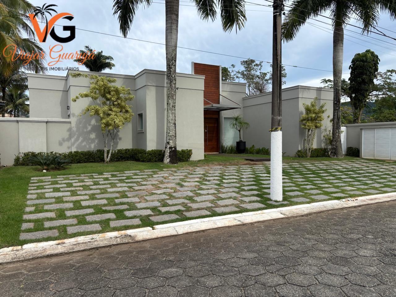 Casa à venda com 5 quartos, 310m² - Foto 3