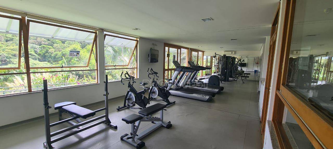 Casa de Condomínio para alugar com 3 quartos, 398m² - Foto 57