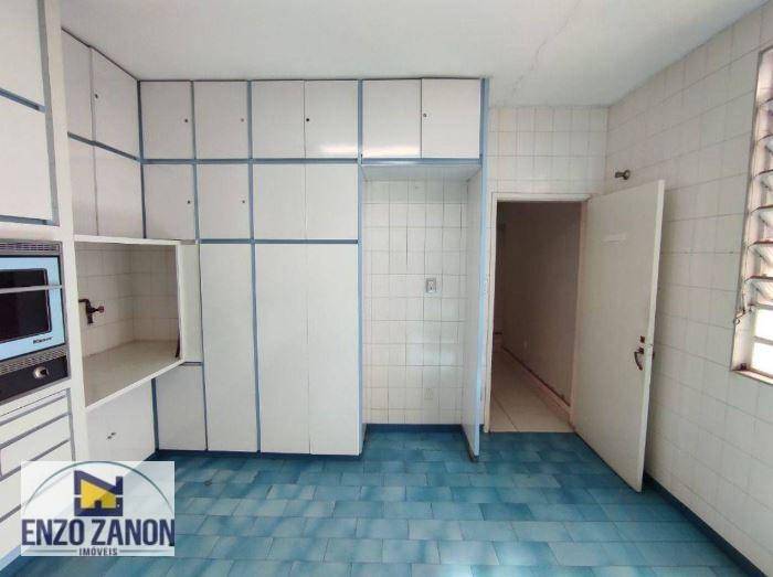 Sobrado para alugar com 9 quartos, 481m² - Foto 4