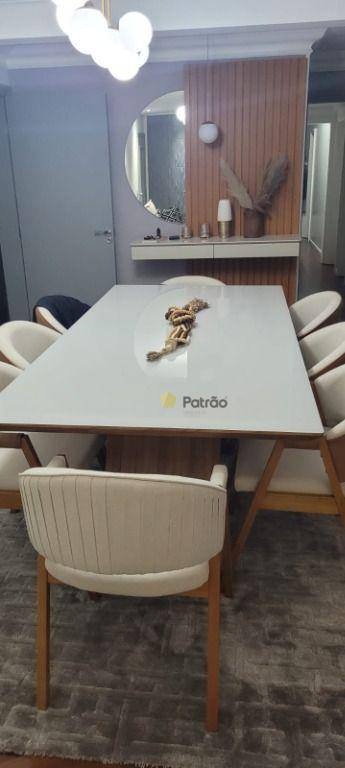 Apartamento à venda com 3 quartos, 136m² - Foto 7
