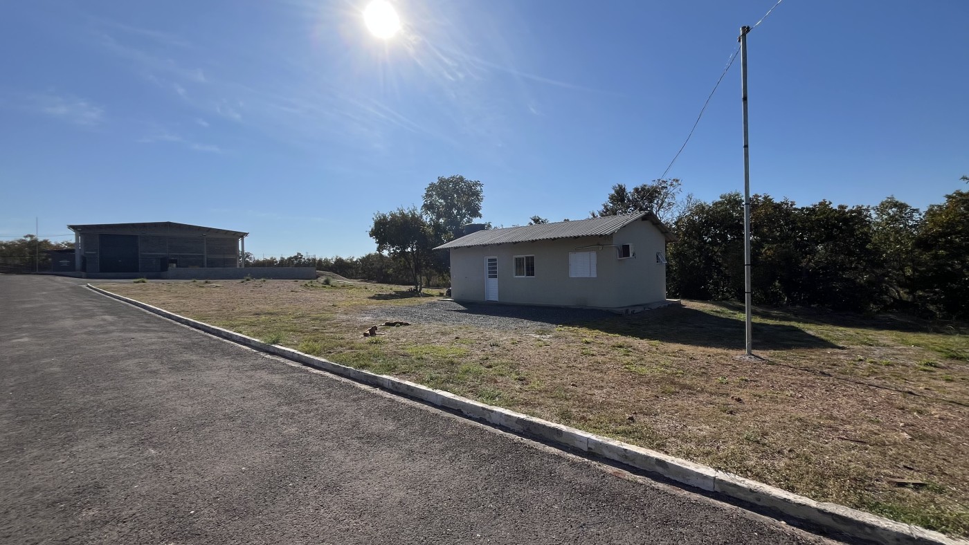 Prédio Inteiro à venda com 2 quartos, 40000m² - Foto 16