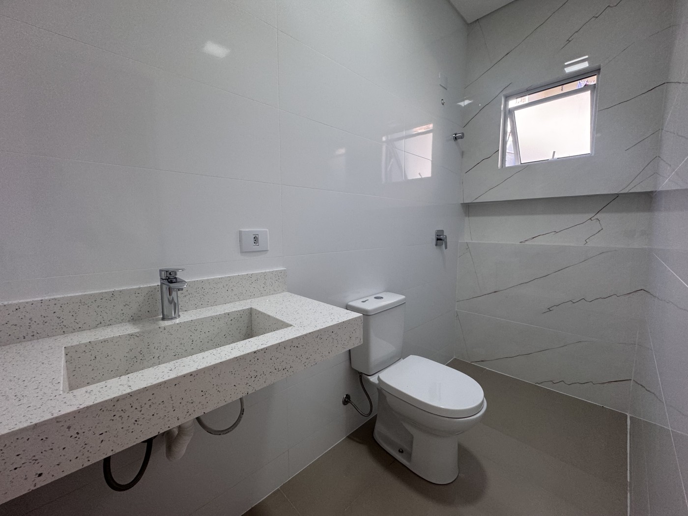 Casa à venda com 3 quartos, 95m² - Foto 11
