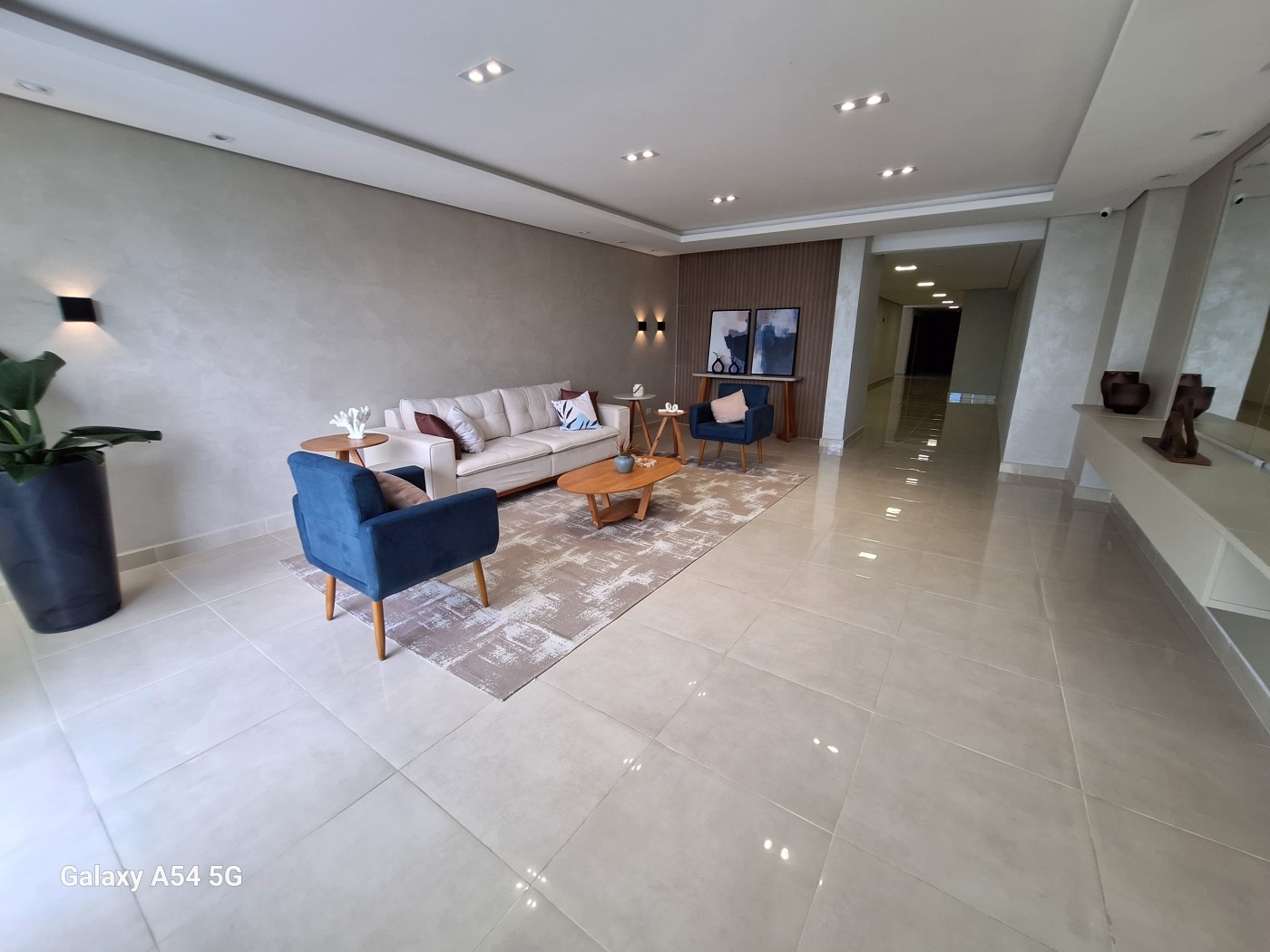 Apartamento para alugar com 2 quartos, 72m² - Foto 25