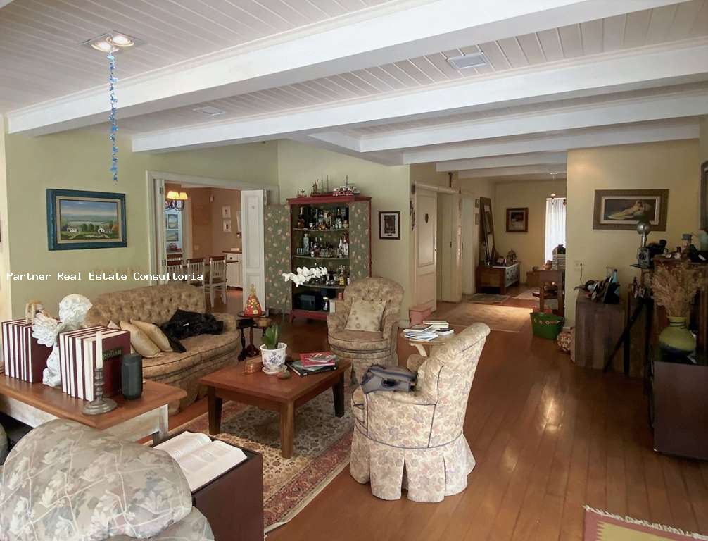 Casa à venda com 4 quartos, 3135m² - Foto 8