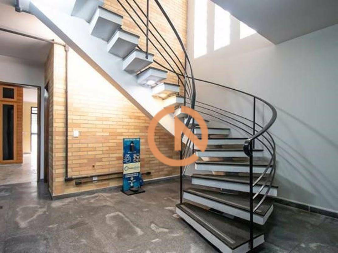 Sobrado à venda e aluguel com 11 quartos, 369m² - Foto 3