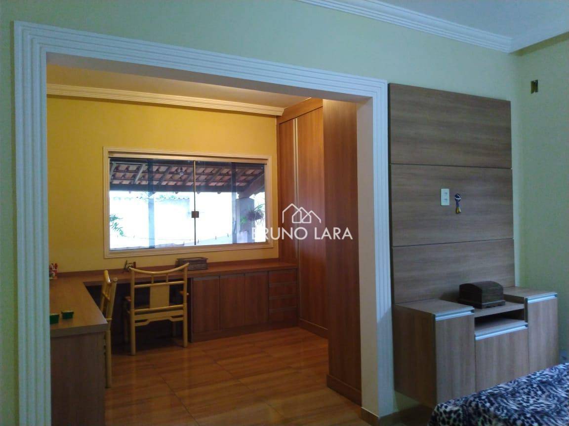 Casa à venda com 3 quartos, 220m² - Foto 19