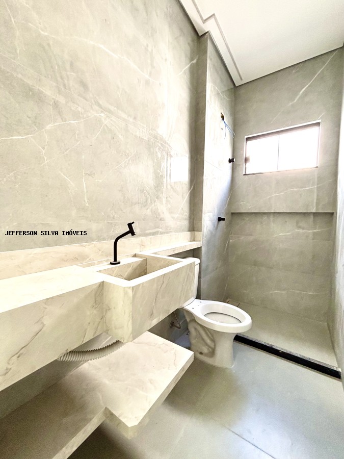Casa à venda com 2 quartos, 56m² - Foto 17
