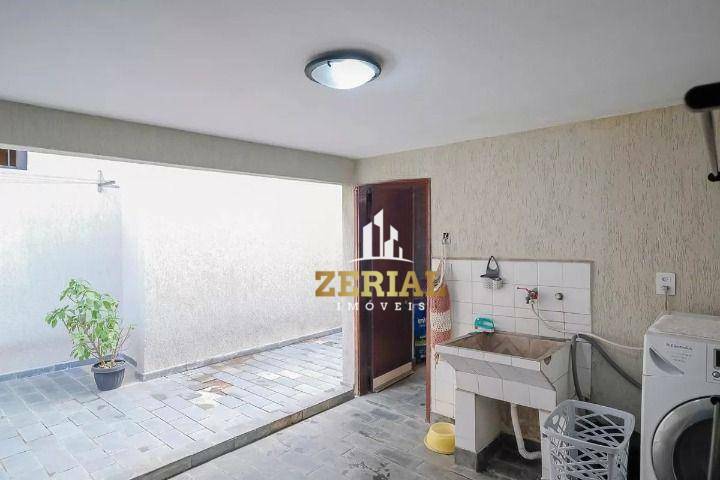 Casa à venda e aluguel com 3 quartos, 203m² - Foto 28