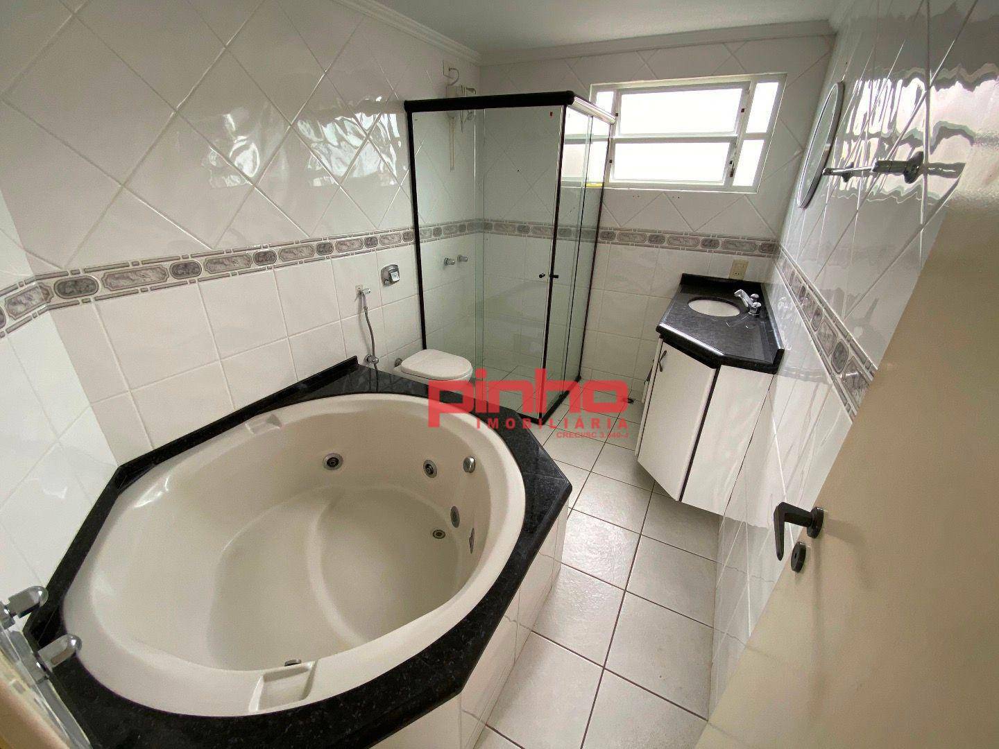 Apartamento para alugar com 1 quarto, 45m² - Foto 11