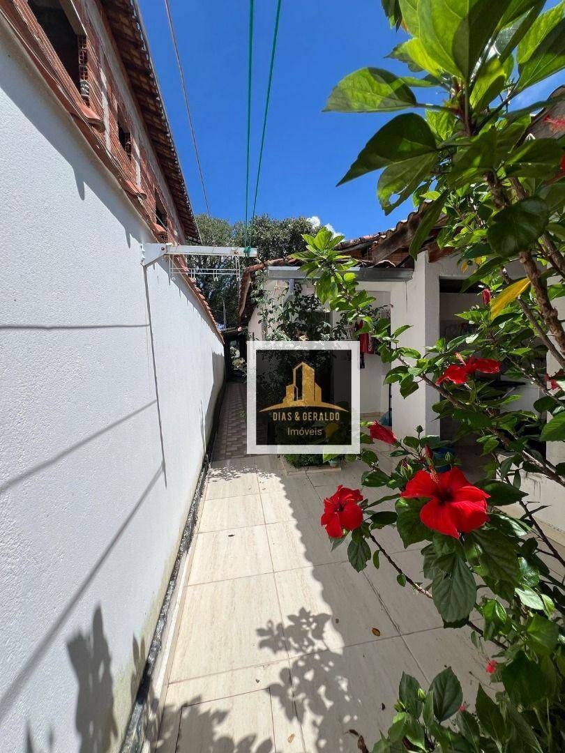 Casa à venda com 2 quartos, 87m² - Foto 8