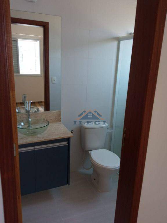 Casa de Condomínio à venda e aluguel com 3 quartos, 250m² - Foto 23