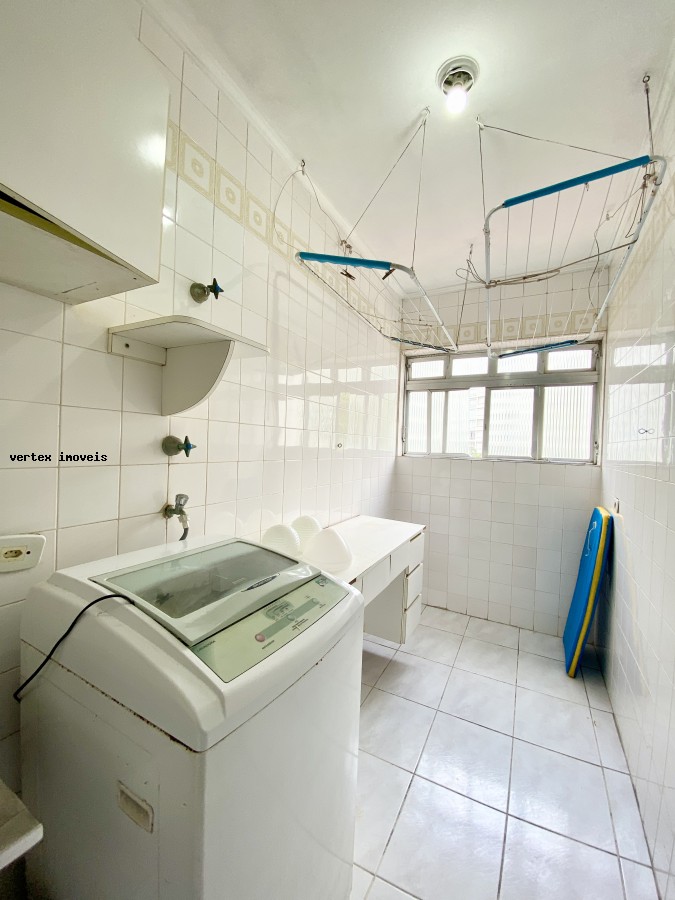 Apartamento à venda com 2 quartos, 70m² - Foto 12