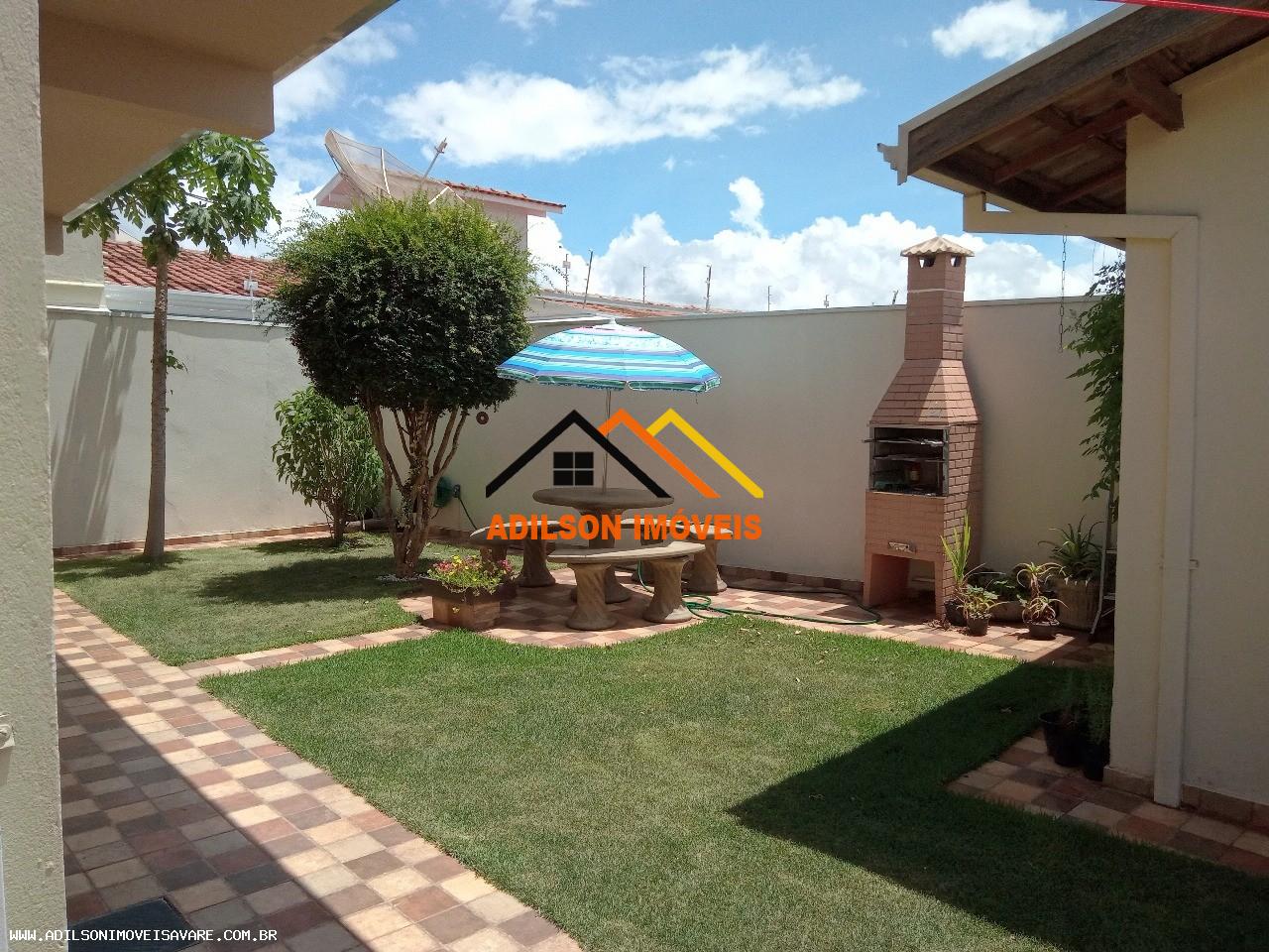 Casa à venda com 5 quartos, 139m² - Foto 21