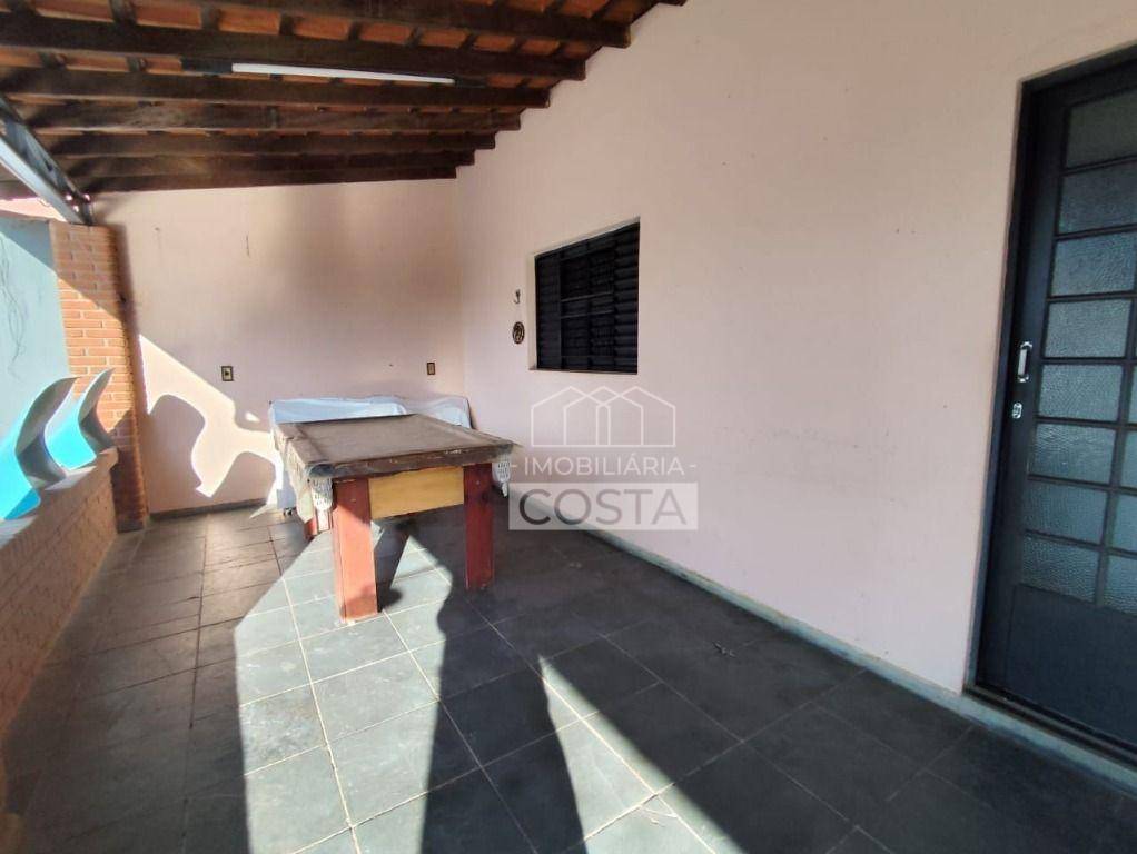 Chácara à venda com 2 quartos, 199m² - Foto 7