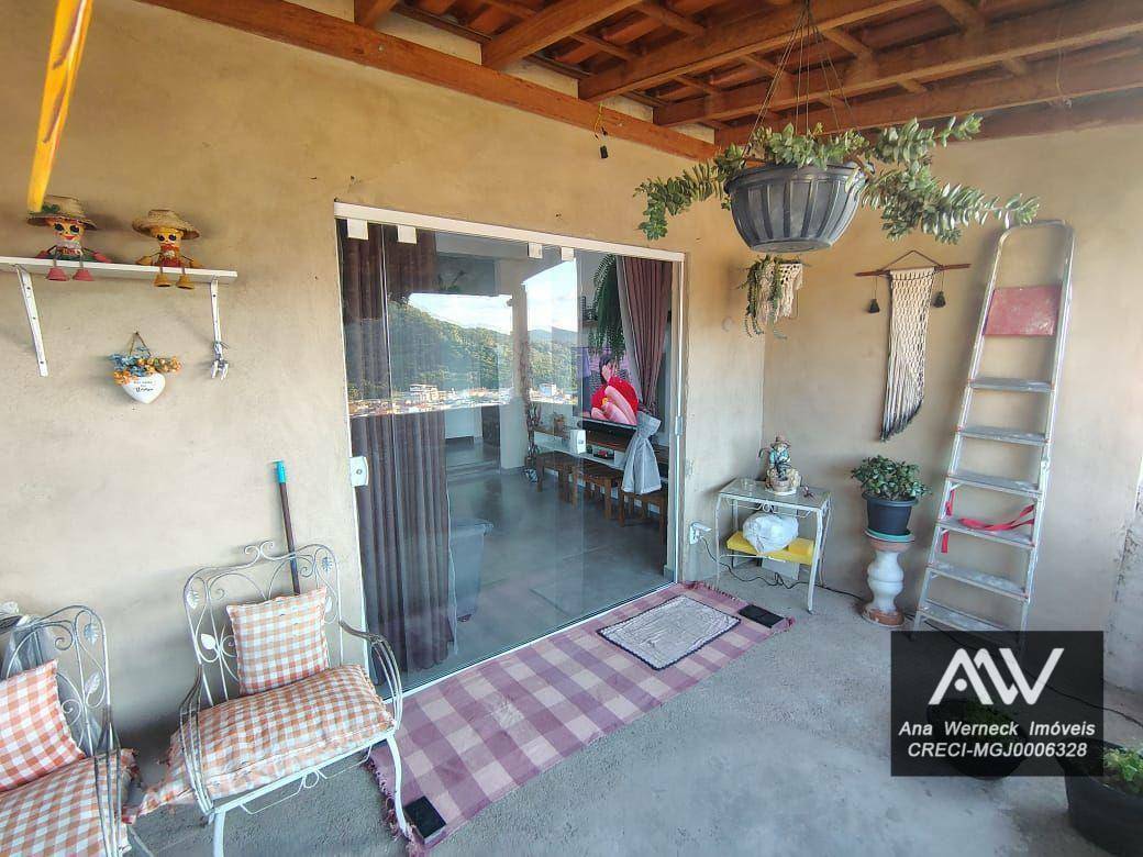 Casa à venda com 2 quartos, 100m² - Foto 3
