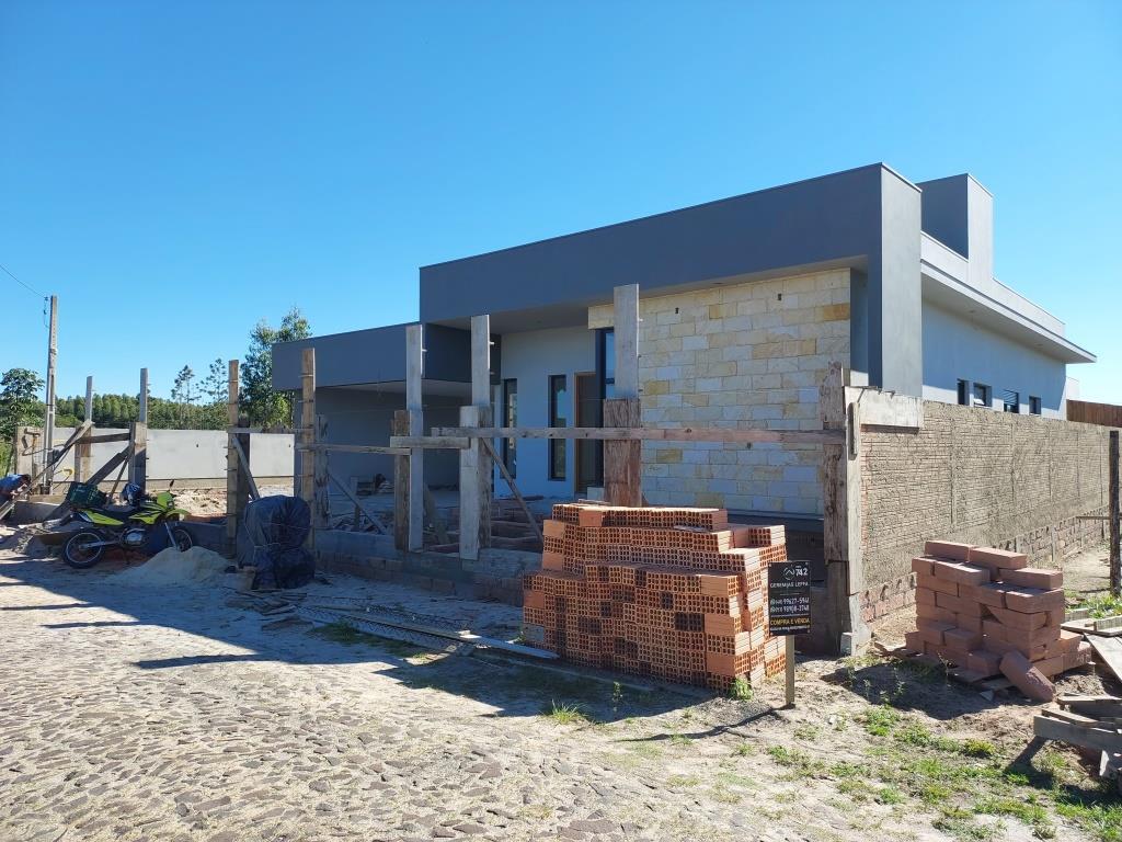 Casa à venda com 3 quartos, 187m² - Foto 1