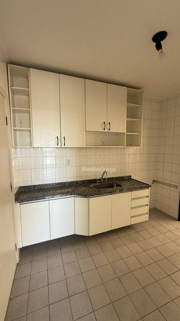 Apartamento para alugar com 3 quartos, 94m² - Foto 6