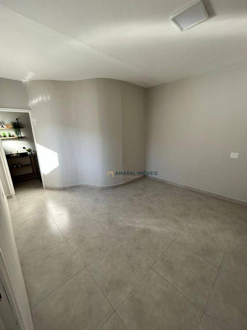 Casa à venda e aluguel com 4 quartos, 416m² - Foto 30