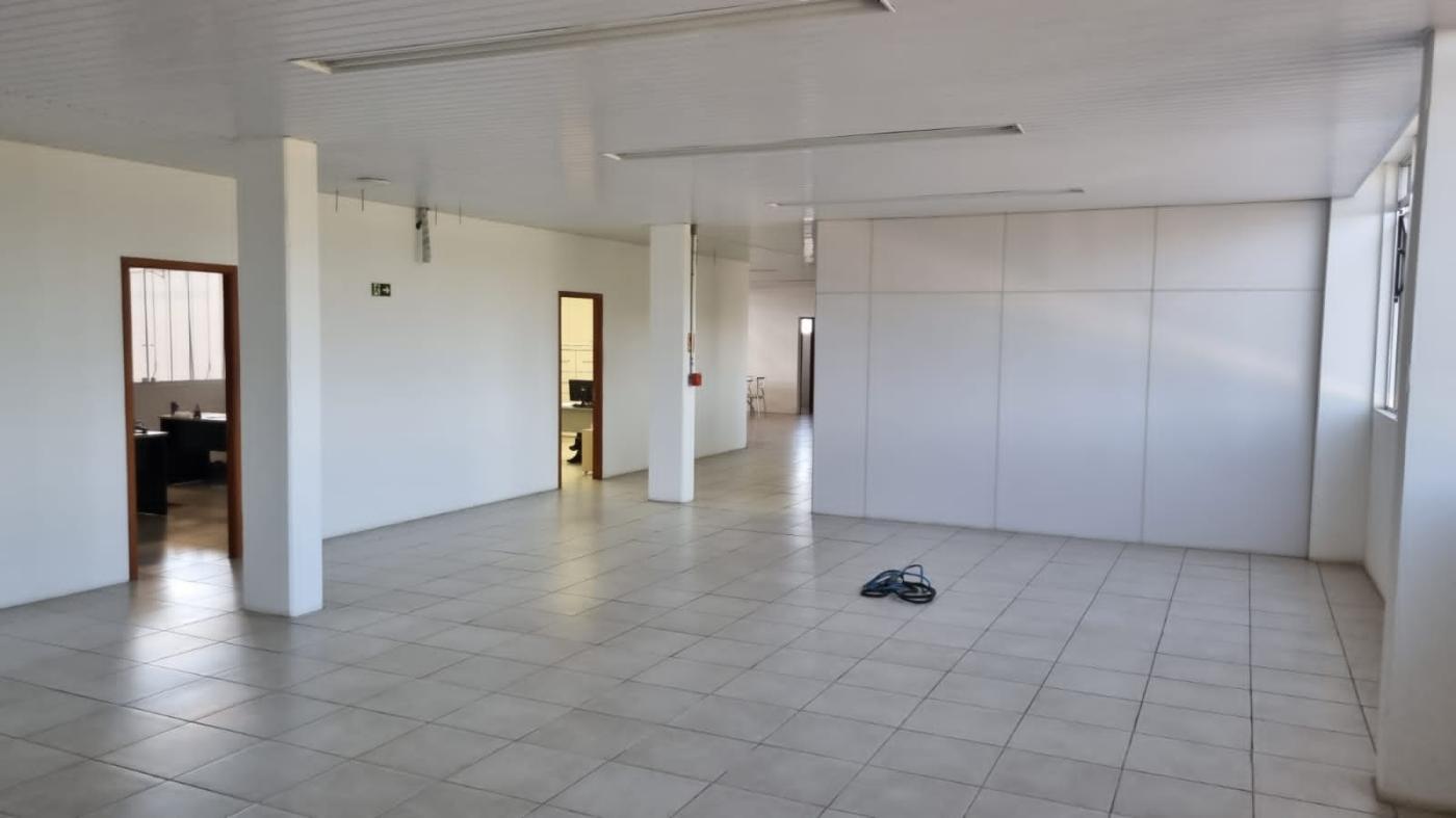 Depósito-Galpão-Armazém para alugar, 1650m² - Foto 30