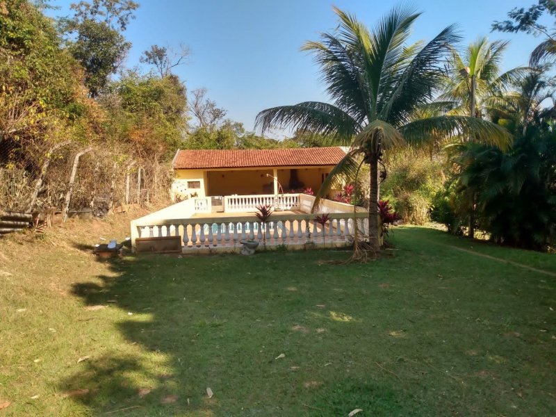 Chácara à venda com 1 quarto, 3836m² - Foto 2