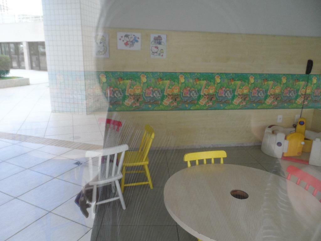 Apartamento à venda com 3 quartos, 240m² - Foto 12