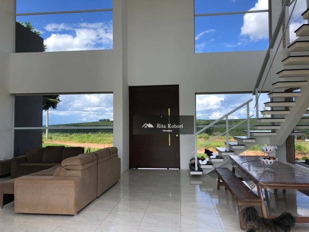 Casa de Condomínio à venda com 4 quartos, 313m² - Foto 1