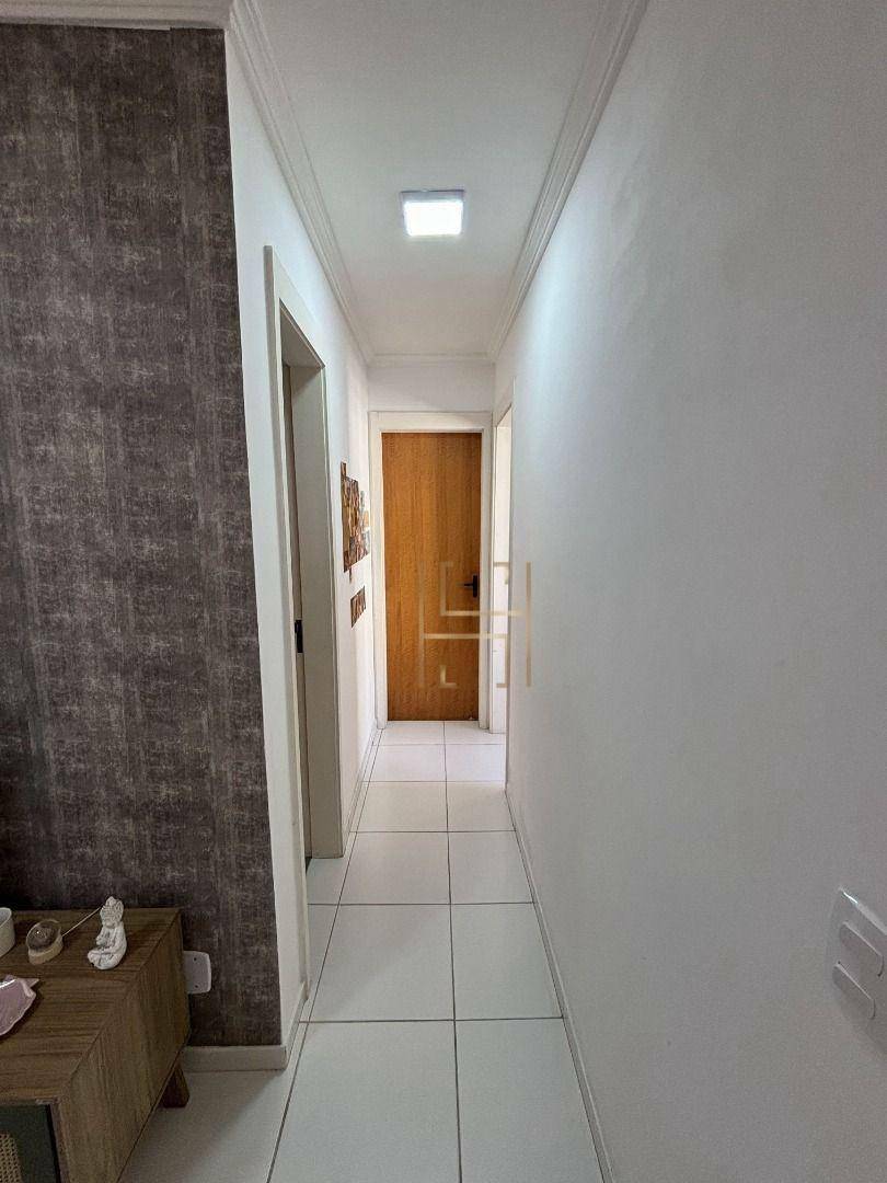 Apartamento à venda com 2 quartos, 1m² - Foto 6