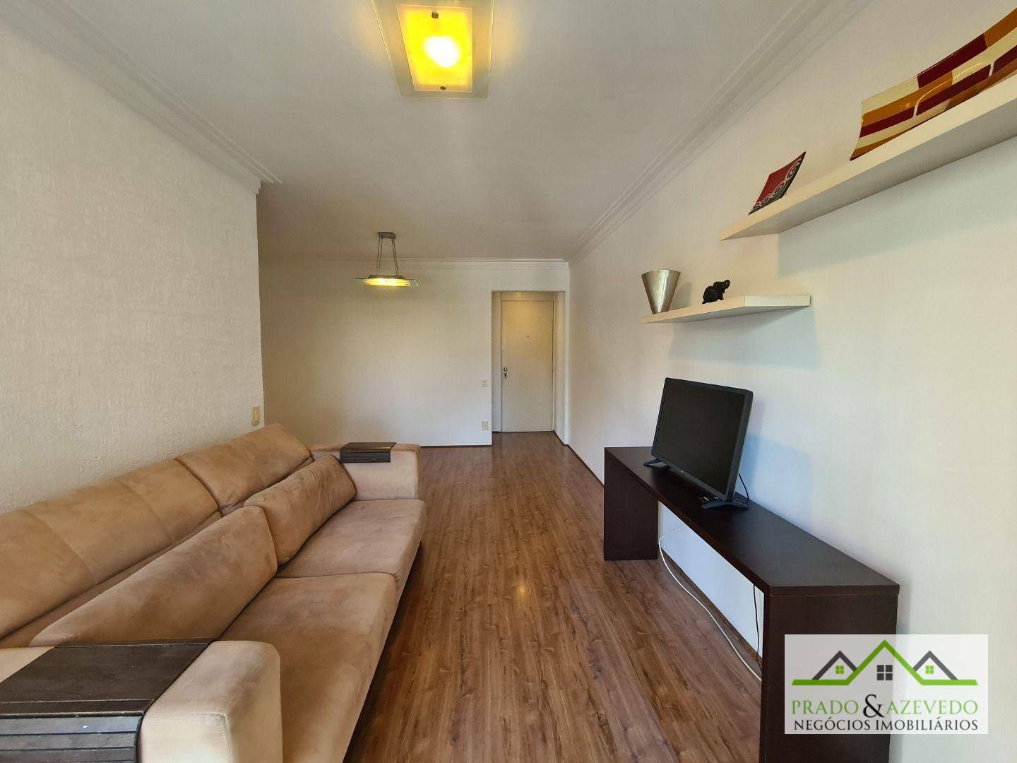Apartamento para alugar com 3 quartos, 90m² - Foto 1