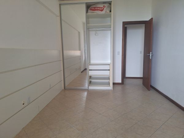 Apartamento para alugar com 2 quartos, 98m² - Foto 9