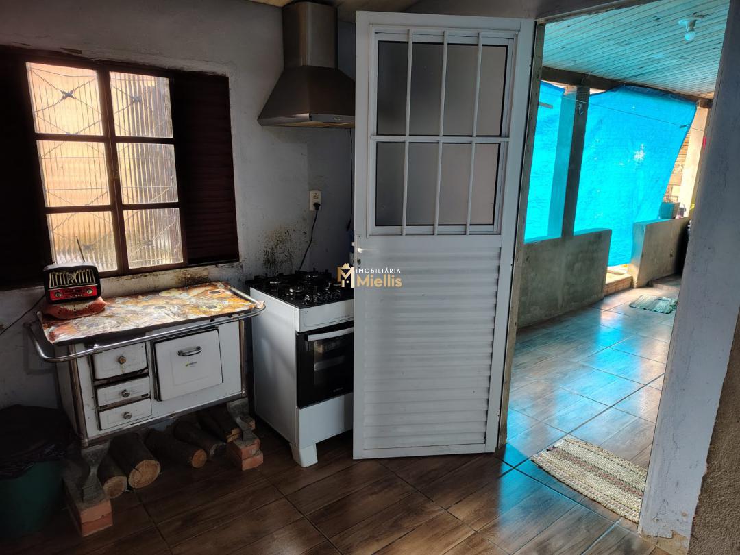Casa à venda com 2 quartos, 60m² - Foto 14