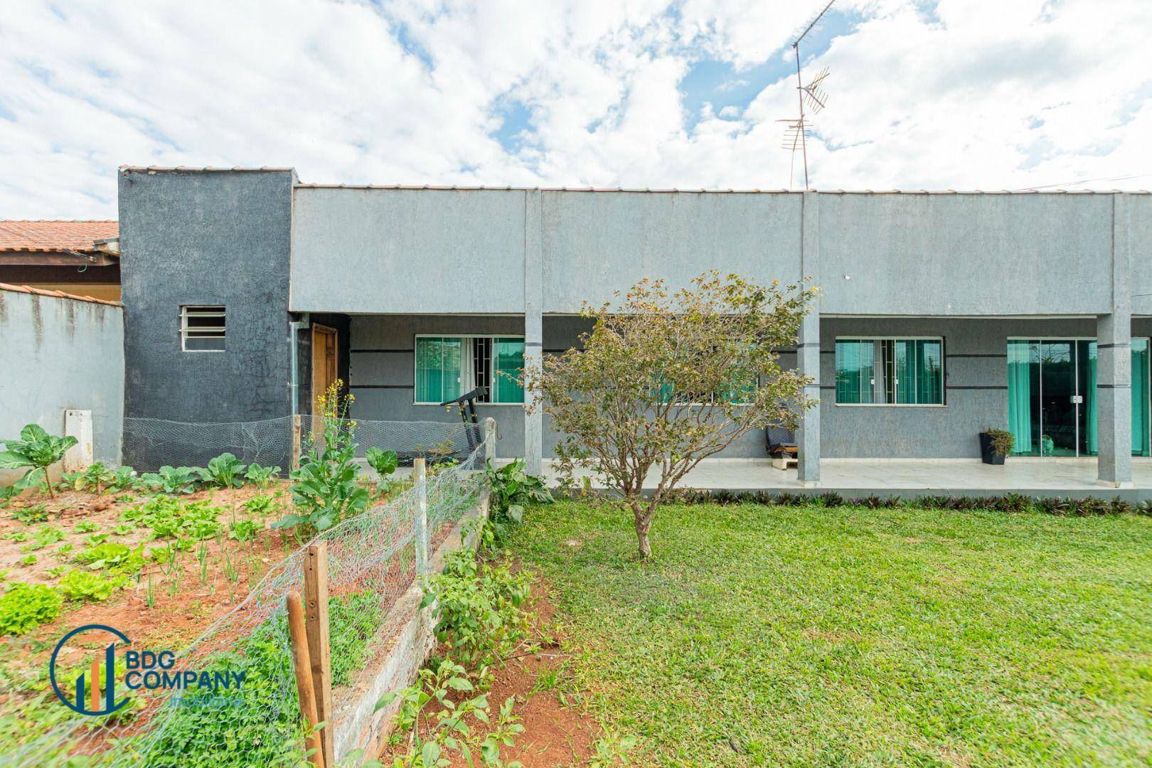Casa à venda com 4 quartos, 220m² - Foto 28