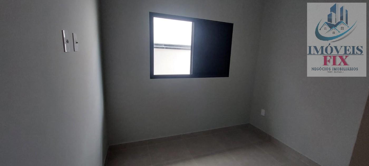 Casa à venda com 3 quartos, 75m² - Foto 13