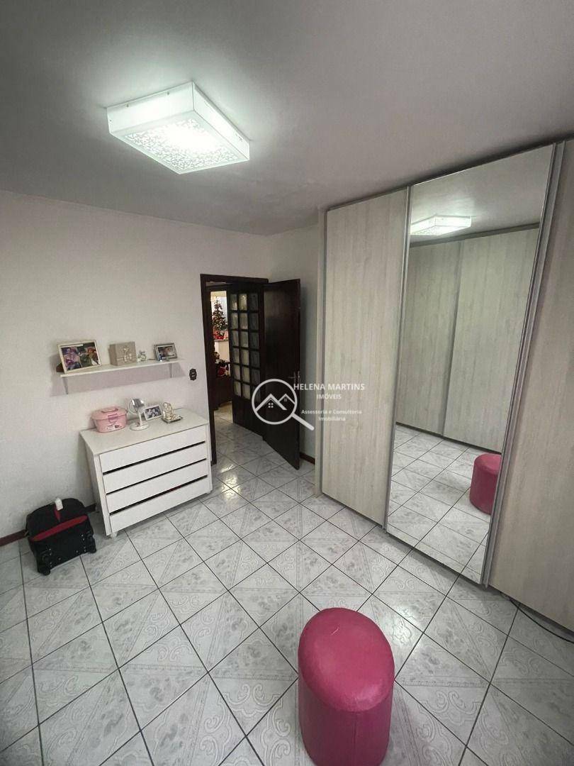 Sobrado à venda com 3 quartos, 229m² - Foto 9
