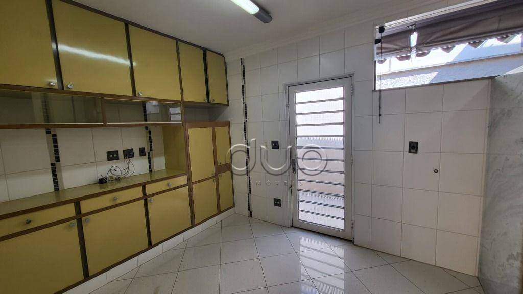 Casa para alugar com 7 quartos, 382m² - Foto 9