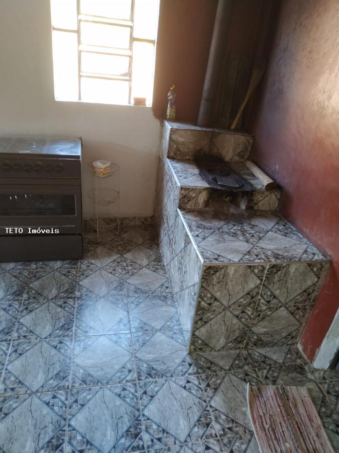 Sítio à venda com 2 quartos, 1800m² - Foto 15