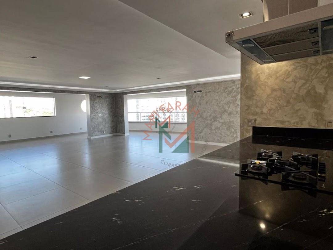 Apartamento à venda com 4 quartos, 330m² - Foto 1