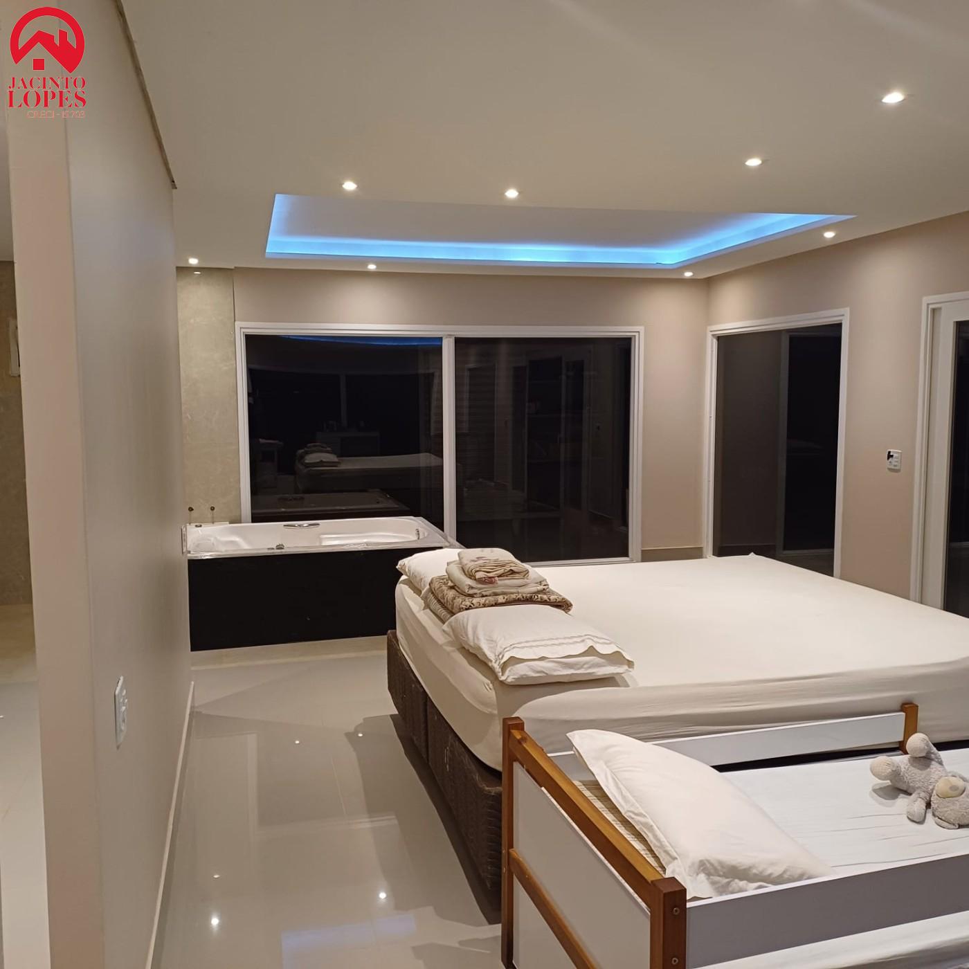 Chácara à venda com 3 quartos, 300m² - Foto 8