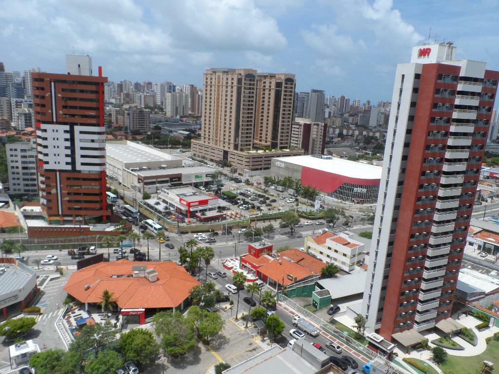 Apartamento à venda com 3 quartos, 240m² - Foto 42